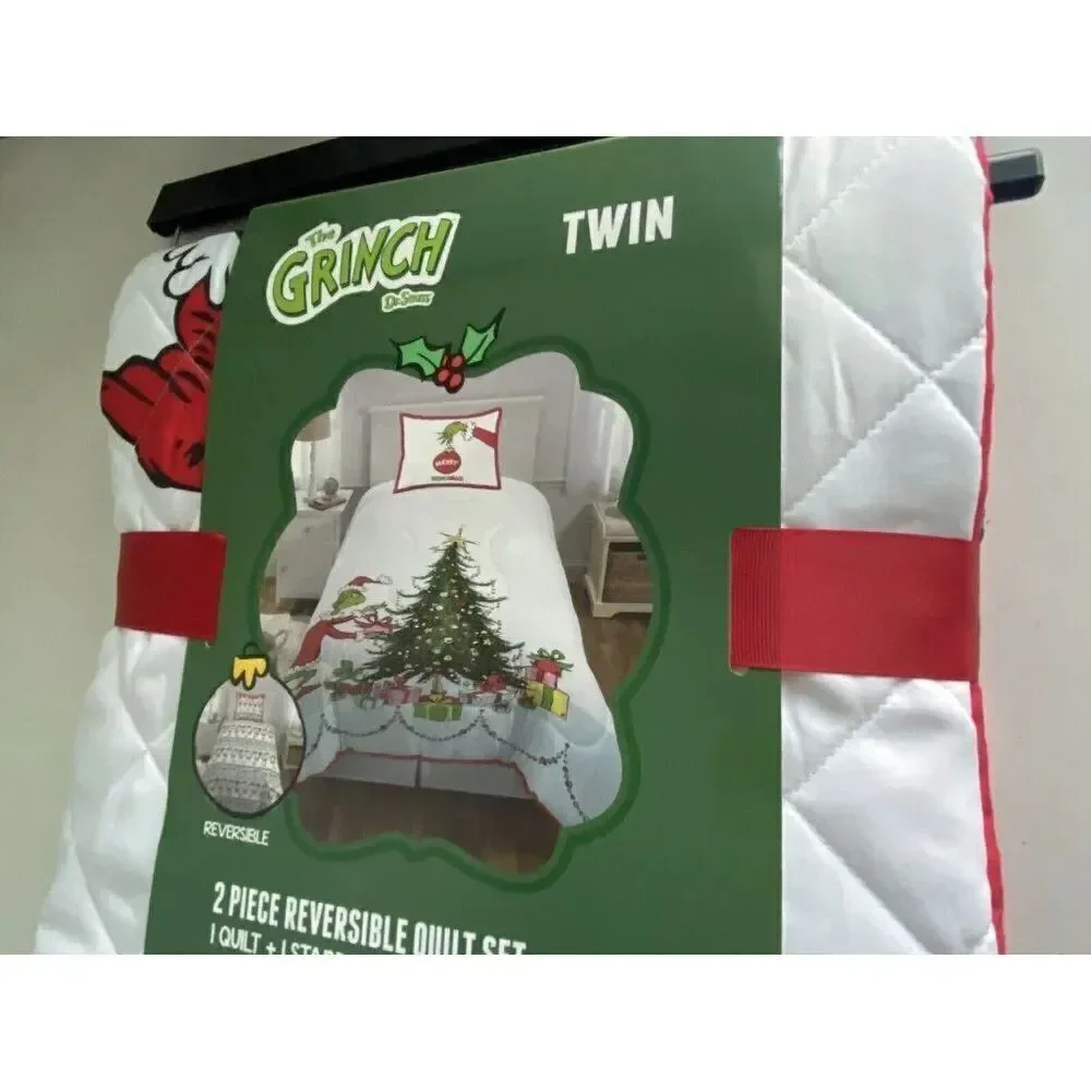 2 Piece Dr Seuss The Grinch Quilt Set TWIN Size Reversible Bedding Christmas NEW